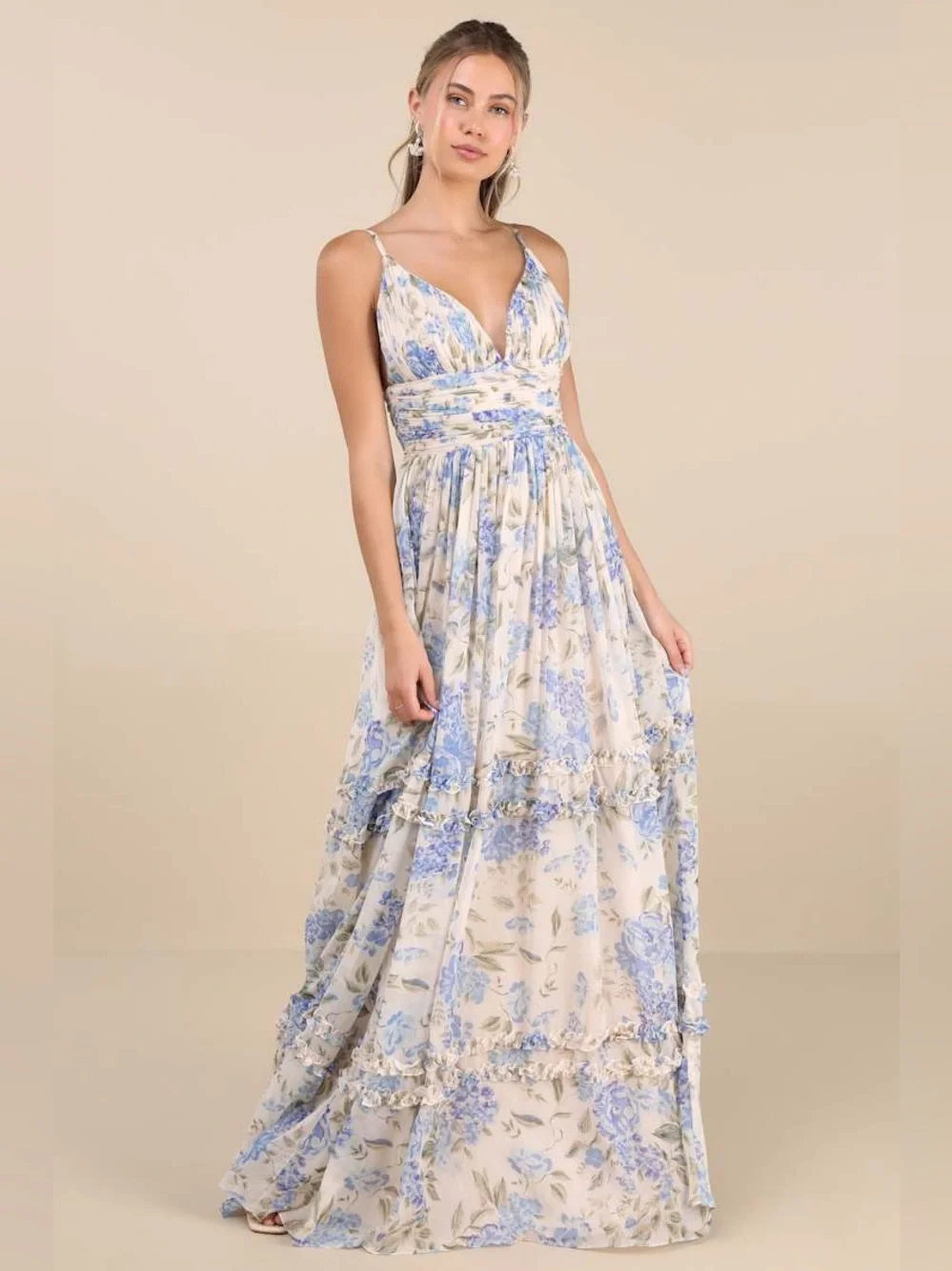 NWOT Lulus Niora Beige and Blue Floral Pleated Maxi Dress